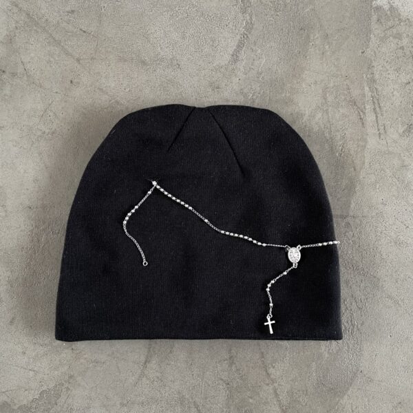 Beanie con rosario