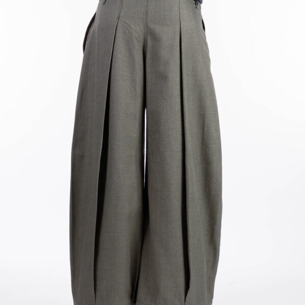 Pantalon super baggy con pinzas