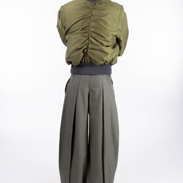 Pantalon super baggy con pinzas
